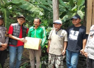 Kapolres Jeneponto Kunjungi Herman, Intip Kisah Warga Sebatangkara di Bangka-Bangkala