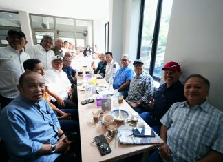 Ngopi Bareng Jurnalis dan Kepala OPD, Pj Gubernur Sulsel: Pentingnya Keterbukaan Informasi