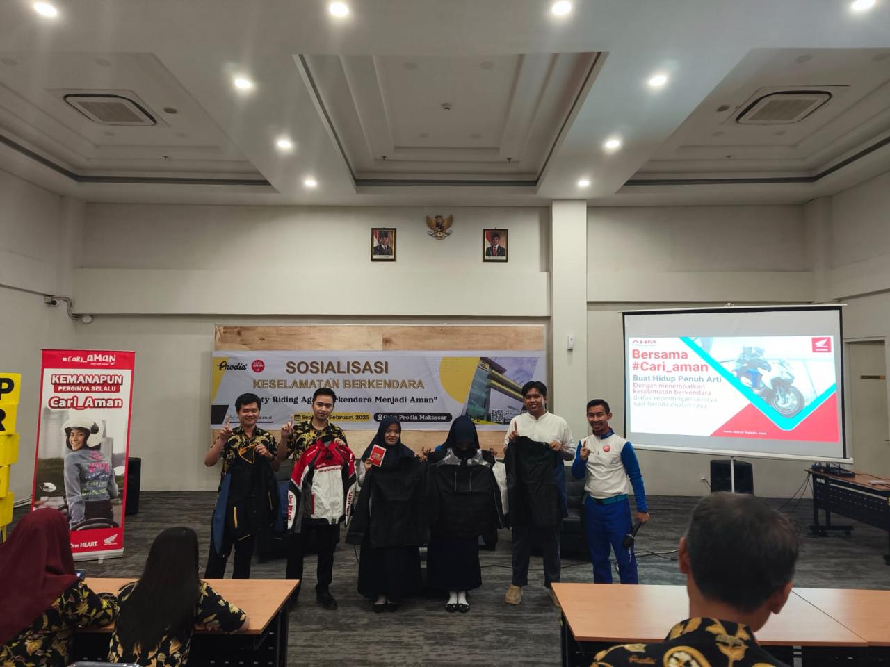 Asmo Sulsel Beri Edukasi Safety Riding #Cari_Aman Untuk Karyawan Prodia Makassar