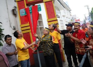 Danny Pomanto Resmikan Nama Jalan Jampea Jadi Hoo Eng Djie