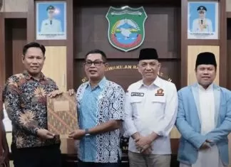 Ketua dan Wakil Ketua DPRD Pangkep Terima Kunjungan KPU
