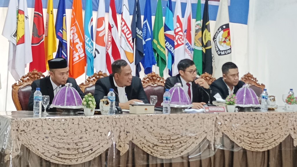 KPU Jeneponto Tetapkan Paris Yasir - Islam Iskandar Sebagai Paslon Pemenang Pilkada 2024