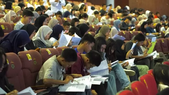 Briton Sukses Gelar Uji Coba Cambridge Exam se-kota Makassar briton english education