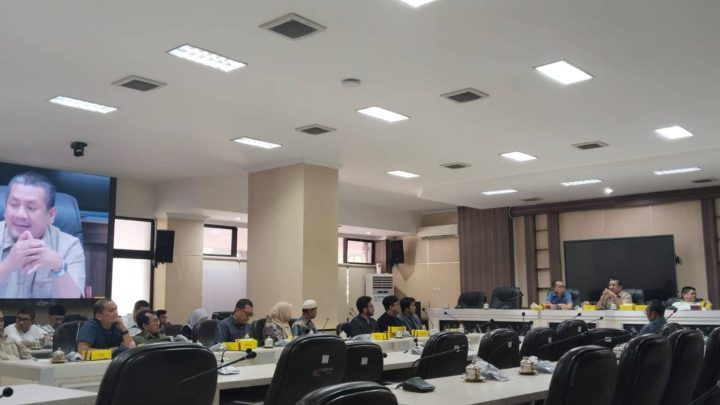Rapat Dengar Pendapat Tanpa SKPD, DPRD Makassar Kecewa rapat dengar pendapat