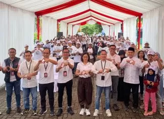 Telkomsel Berangkatkan 200 Pelanggan Makassar untuk Mudik Gratis ke Surabaya, lewat Jalur Laut