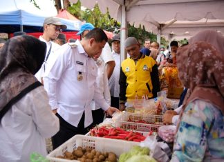 Kunjungi Gerakan Pasar Murah, Munafri Arifuddin Pastikan Harga Pangan Terjangkau