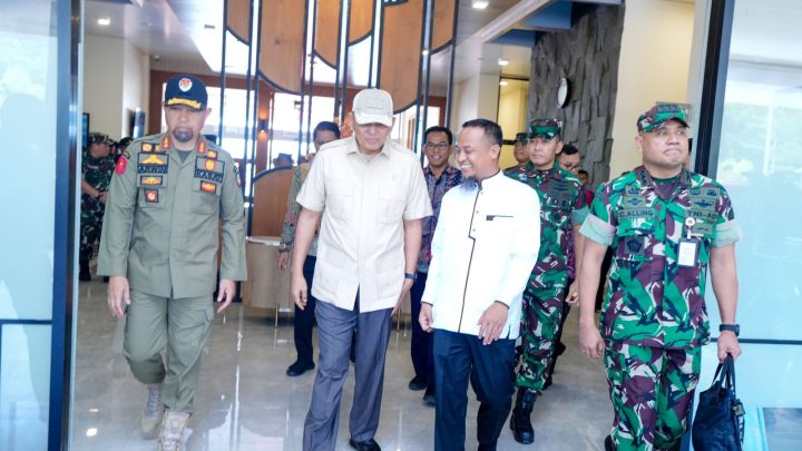 Gubernur Andi Sudirman Sulaiman Sambut Kedatangan Menteri Pertahanan di Sulsel gubernur andi sudirman sulaiman