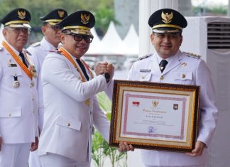 Wali Kota Munafri Terima Penghargaan di Puncak Hari OTDA XXIX