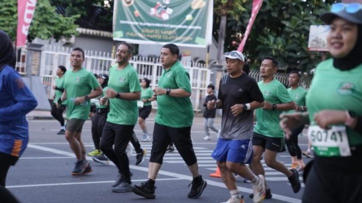 Wali Kota Munafri Arifuddin Ikut Semarakkan Fun Run MAIR 2025 di Makassar munafri arifuddin