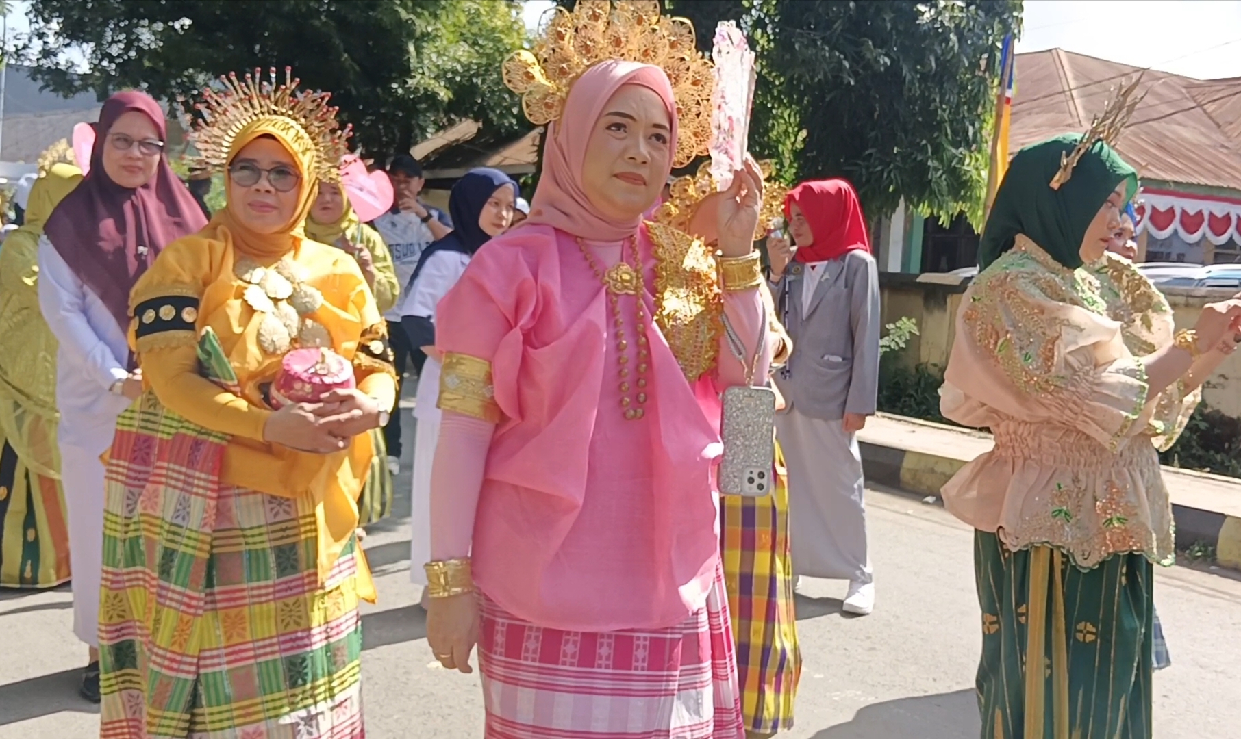 Ramaikan Hari Jadi ke-162 Kabupaten Jeneponto, RSUD Latopas Ikuti Karnaval Budaya dan Seni
