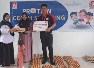 Cegah Stunting, Alfamidi Salurkan 4.500 Telur di Enrekang