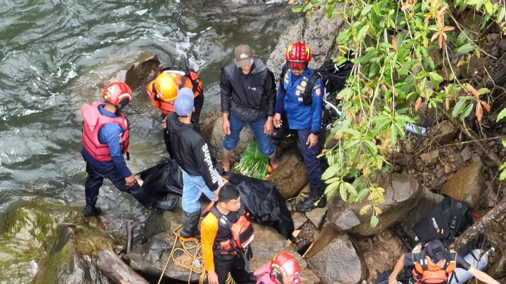 Pria 70 Tahun Ditemukan Tewas di Air Terjun Takapala Gowa Air terjung Takapala Gowa