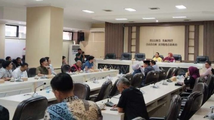 komisi b dprd makassar