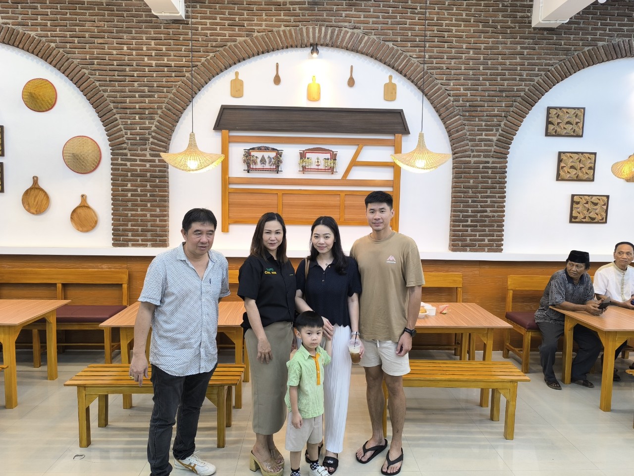 Re-Opening Soto Ayam Lamongan CAK HAR Cabang Andi Djemma Makassar, Ada Diskon Hingga 30 Persen