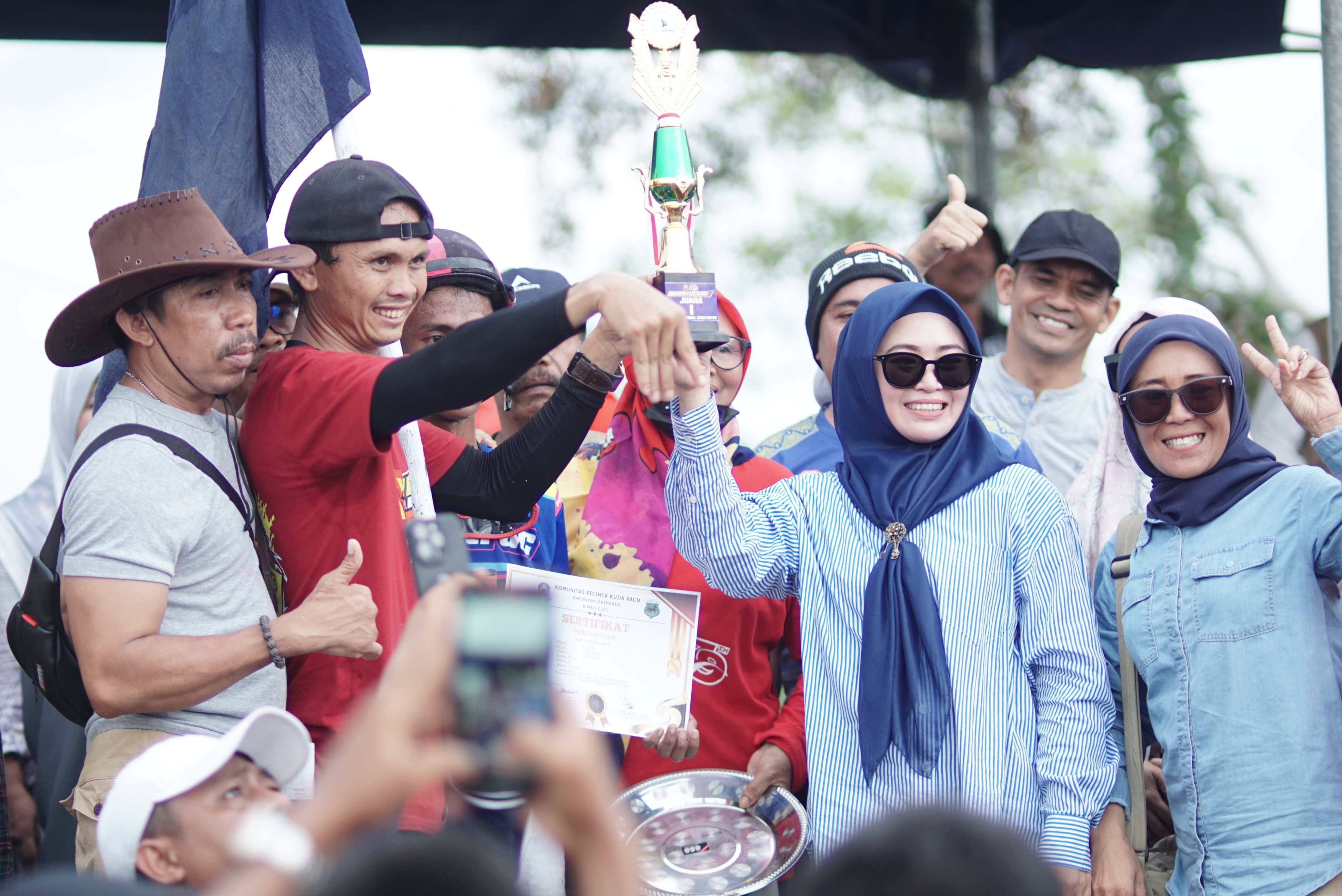 Kuda Radeng, Milik Ketua TP PKK Jeneponto Juara Open Race Bupati Cup I 2025
