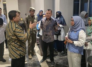Wali Kota Makassar Munafri Arifuddin Siapkan Solusi Bagi UMKM di CFD Boulevard
