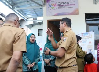 Ketua TP PKK Makassar Tinjau Langsung Aktivitas Posyandu Era Baru Nusa Indah II