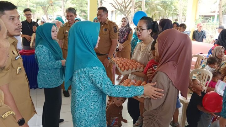 Ketua TP PKK Jeneponto, Apresiasi Inovasi JEMPOL, Tingkatkan Ratusan Ibu dan Anak Periksa Kesehatan di Posyandu Ketua TP PKK