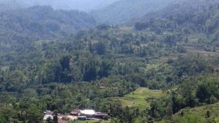 Reuni Keluarga Besar Parombean: Menembus Keterbatasan, Merajut Harapan, Membangkitkan Potensi Parombean dari Lereng Pegunungan parombean