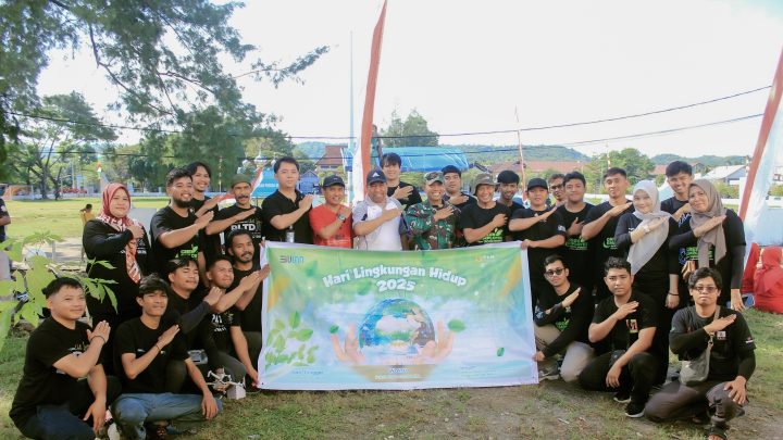 Peringati Hari Lingkungan Hidup 2025, Kolaborasi PLTD Selayar dan DLH Selayar Gelar Aksi Bersih Pantai pltd selayar