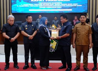 Bupati Gowa Serahkan Ranperda RPJMD 2025--2029 dan LPJ PBD 2024