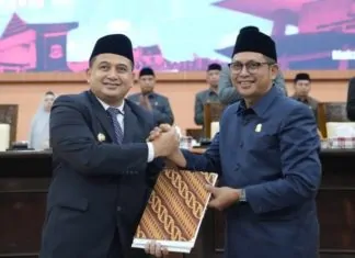 DPRD Makassar Bersama Pemkot Sahkan RPJMD 2025 dan Pertanggungjawaban Pelaksanaan APBD 2024