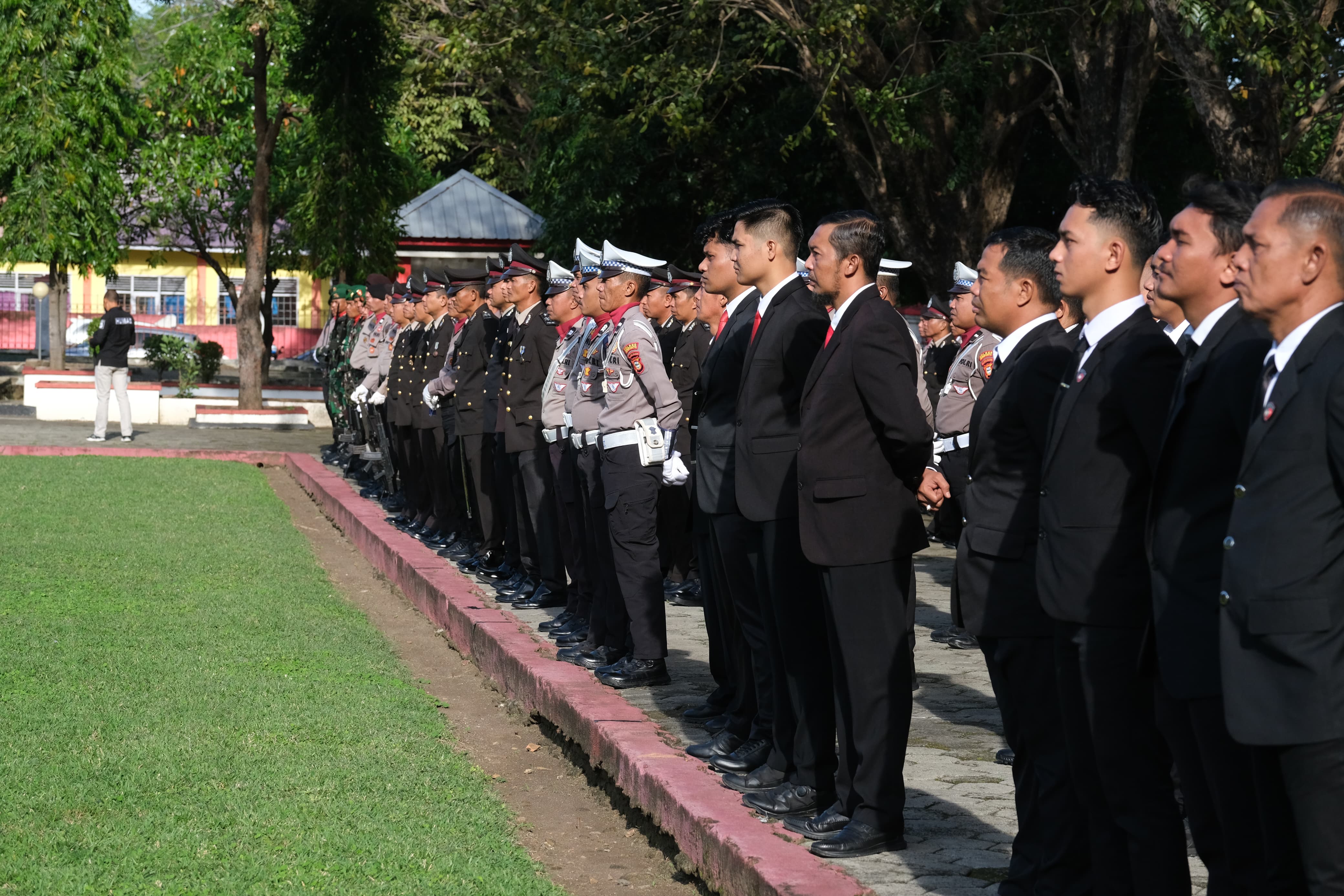 Polres Jeneponto Gelar Upacara Peringatan Hari Bhayangkara ke-79