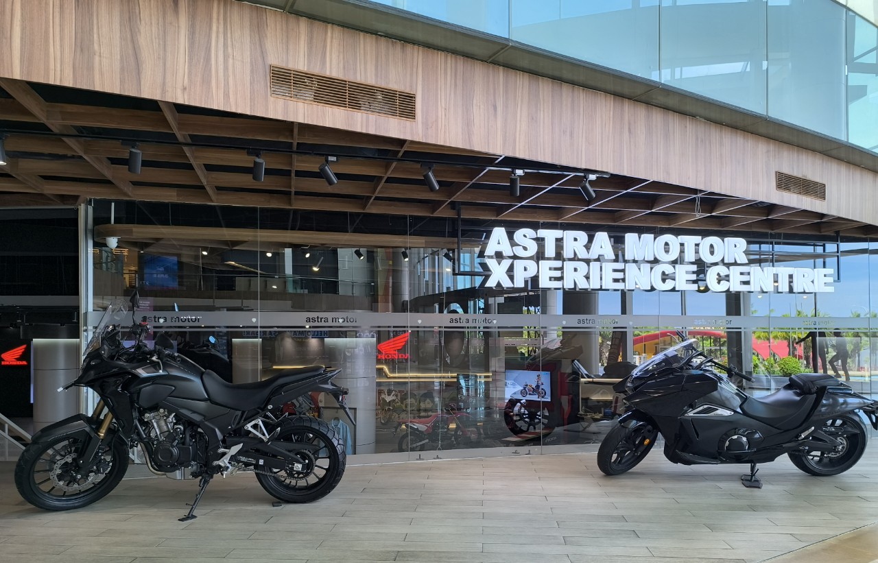 Pengen Rasakan Sensasi Menjadi Pebalap MotoGP? Ke Astra Motor Experience Center di TSM Saja!
