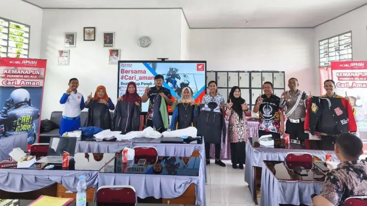 Asmo Sulsel Edukasi Keselamatan Berkendara Bagi Pegawai Dinas Pendidikan Asmo Sulsel