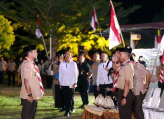 Gubernur Sulsel Beri Motivasi Ribuan Pramuka di Malam Puncak Kemah Pendidikan Karakter