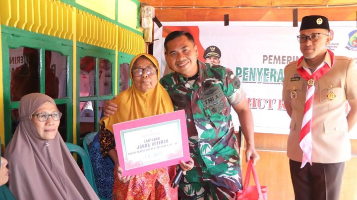 Hormati Pejuang, Bupati dan Dandim 1425 Jeneponto Serahkan Bantuan kepada Janda Veteran Hormati Pejuang
