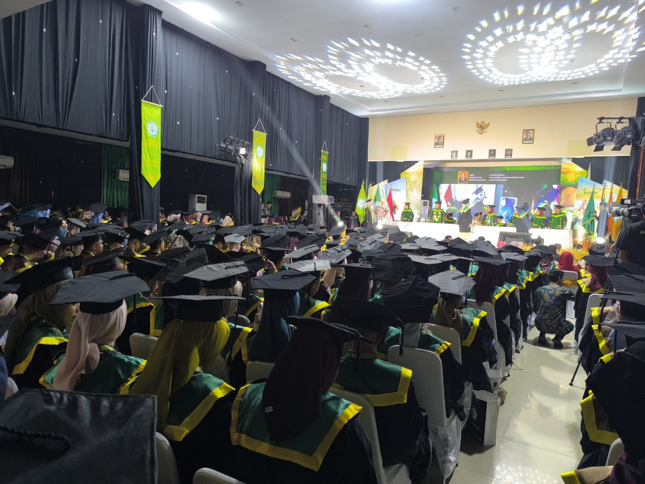 Cetak Generasi Pertanian dan Peternakan, Polbangtan Gowa Wisuda Ratusan Sarjana Terapan dan Ahli Madya