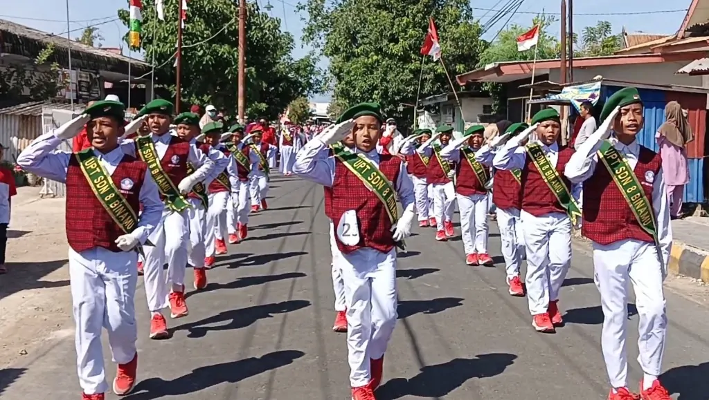 100 Siswa UPT SDN 8 Binamu Meriahkan Ajang Gerak Jalan Indah HUT RI ke-80 di Jeneponto