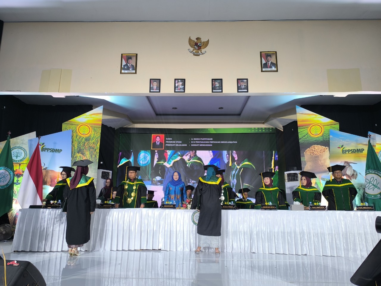 Cetak Generasi Pertanian dan Peternakan, Polbangtan Gowa Wisuda Ratusan Sarjana Terapan dan Ahli Madya