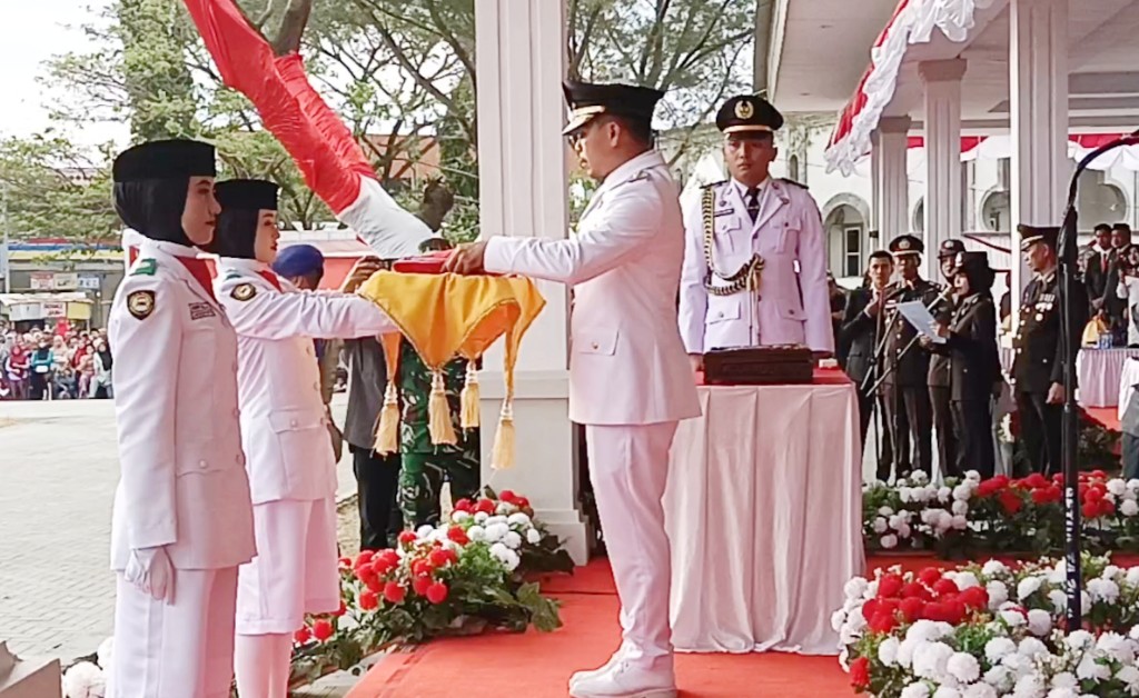 Wabup Islam Iskandar Bertindak Sebagai Inspektur Upacara Penurunan Bendera HUT RI ke-80 di Jeneponto