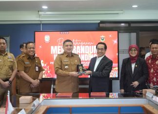 Pemkot Makassar dan Unhas Teken MoU Terkait Kolaborasi Pembangunan di Pulau