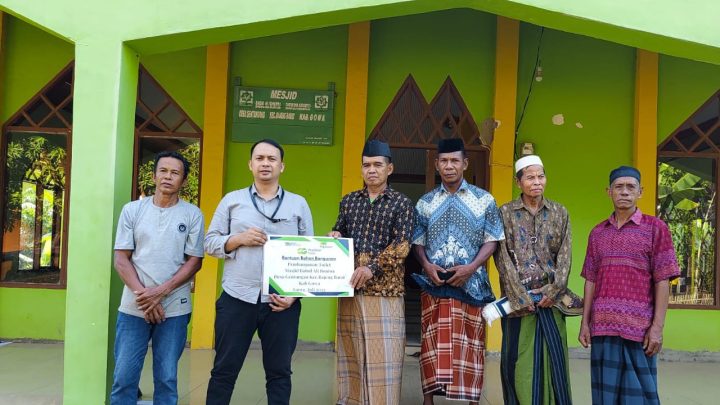 Pegadaian Kanwil Makassar Salurkan Bantuan Bahan Bangunan Senilai Rp30 Juta untuk Masjid Babul Ali Bontoa pegadaian kanwil makassar