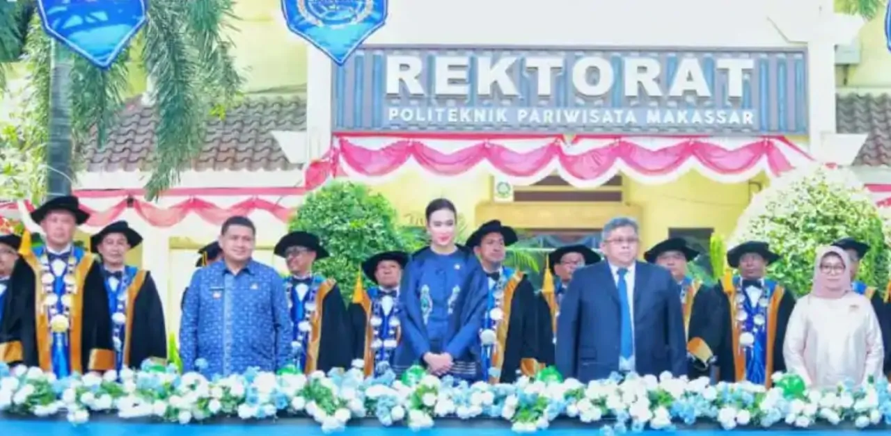Menpar Widiyanti Putri Wardhana Hadiri Dies Natalies Ke-34 dan Wisuda 565 Mahasiswa Poltekpar Makassar