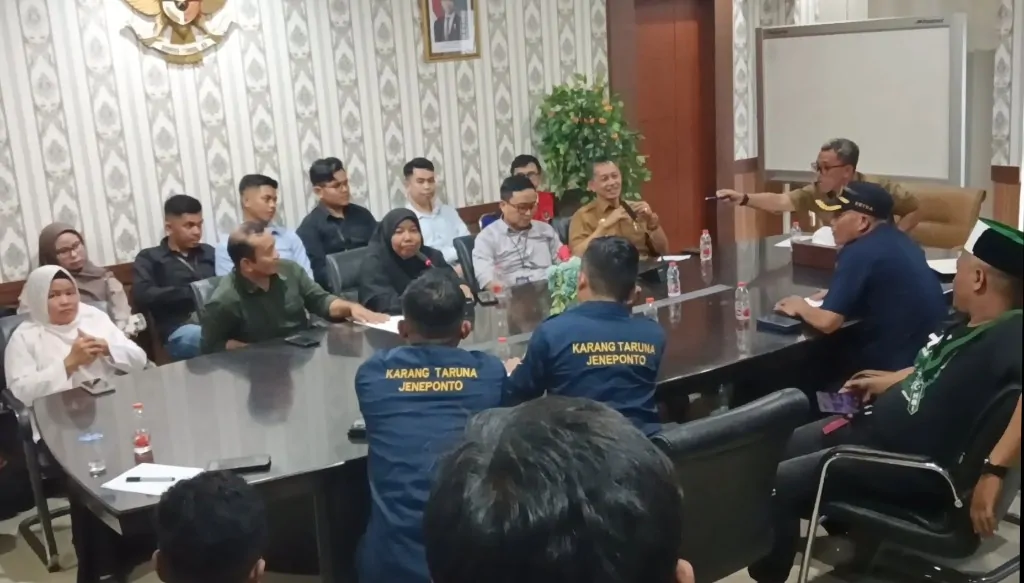 Geram Terhadap Korkab PKH, Bupati Jeneponto dan Perwakilan Aksi SANDRA Tinggalkan Pertemuan