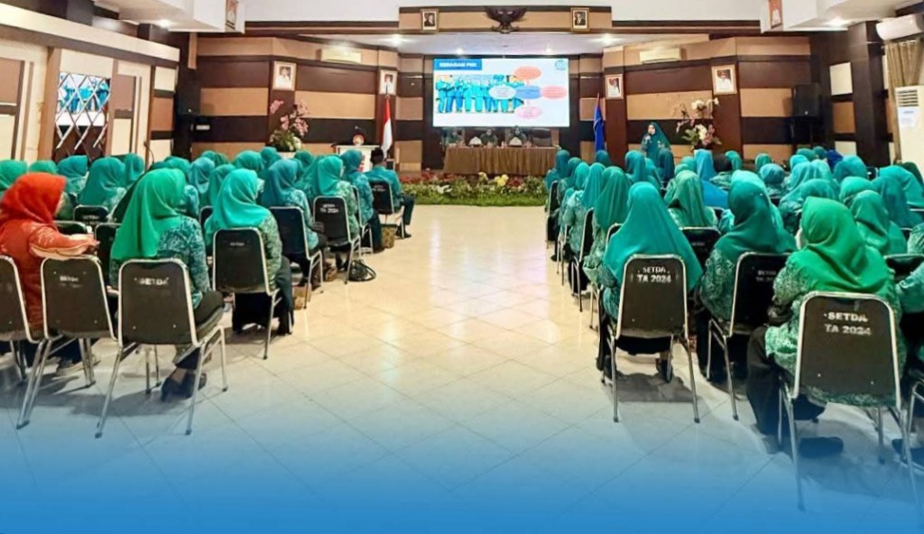 Anggun dan Berwibawa Dalam Balutan Seragam Jadi Tema Sosialisasi Pokja III TP PKK Jeneponto
