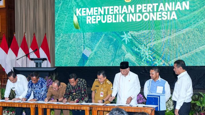 Gubernur Sulsel Hadiri Penandatanganan MoU Komitmen Kesanggupan Pemenuhan Data Calon Petani Calon Lokasi Gubernur Sulsel