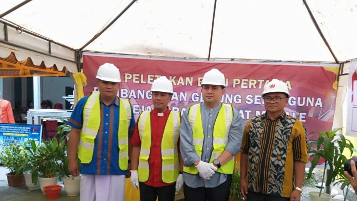 Pelatakan batu pertama gereja