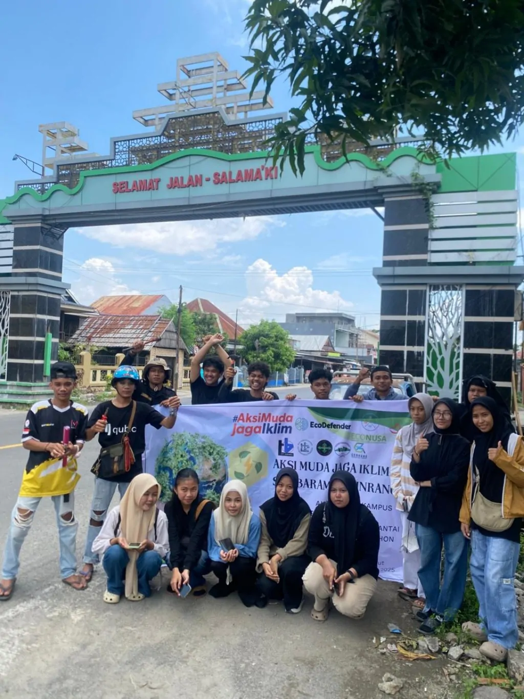 Civitas Akademika STT Baramuli Pinrang Gelar Aksi Muda Jaga Iklim 2025