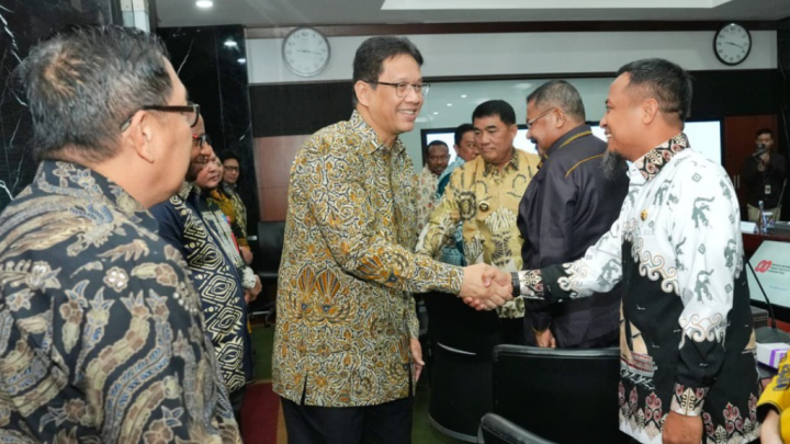 Audiens Bersama Menteri Keuangan, Gubernur Sulsel Sampaikan Efektivitas Penyaluran Dana Pusat Ke Daerah Menteri Keuangan