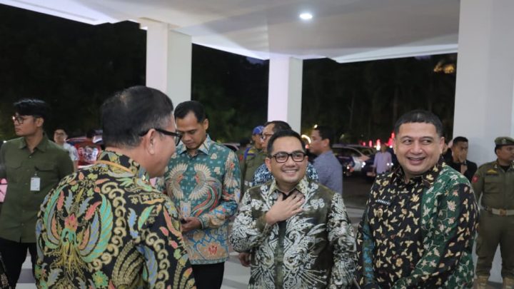 Wali Kota Makassar Sampaikan Aspirasi di Rakor Se-Sulawesi Bersama Wamendagri Pemkot makassar
