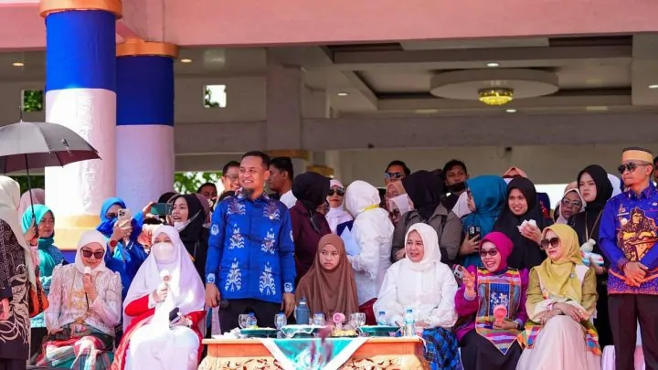 Gubernur Sulsel Lepas Puluhan Ribu Peserta Jambore PKK 2025 di Bone - Makassar Terkini