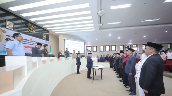 Wali Kota Makassar Lantik Delapan Pejabat Administrasi dan Fungsional, Ini Nama-Namanya Pemkot Makassar