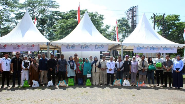 PLN Hadir Dukung Kegiatan Pasar Murah untuk Masyarakat Sulsel PLN