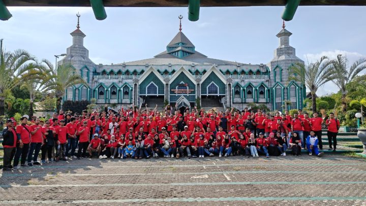 Aksi Sosial Komunitas Honda Makassar Warnai Peluncuran New Honda ADV 160 di Makassar Asmo Sulsel