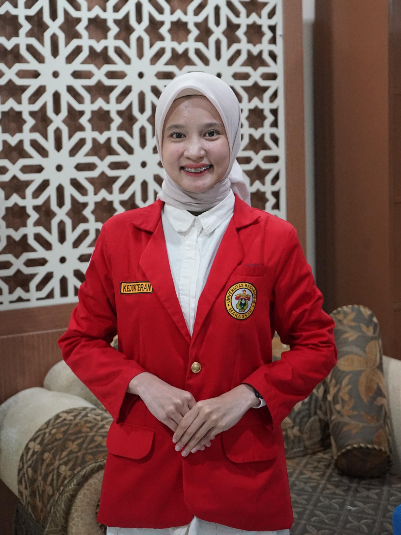 Membanggakan! Mahasiswi Kedokteran Unhas Raih Juara II Duta Kampus Sulawesi Selatan 2025